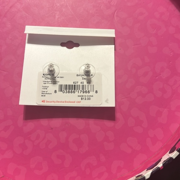 LC Lauren Conrad Earrings - Picture 2 of 3